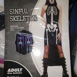 Adult halloween costumes